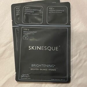 Skinesque Brightening+ Mask Set